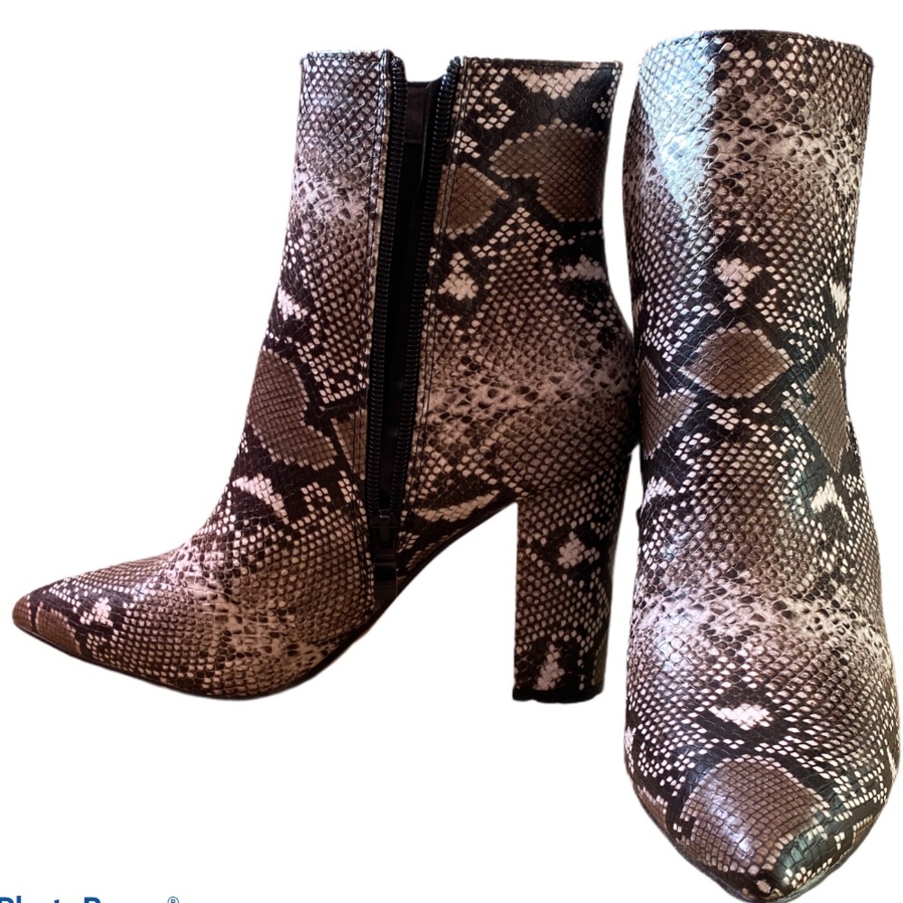 Brand new Catherine Malandrino snake skin booties